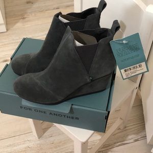 TOMS Kelsey Booties
